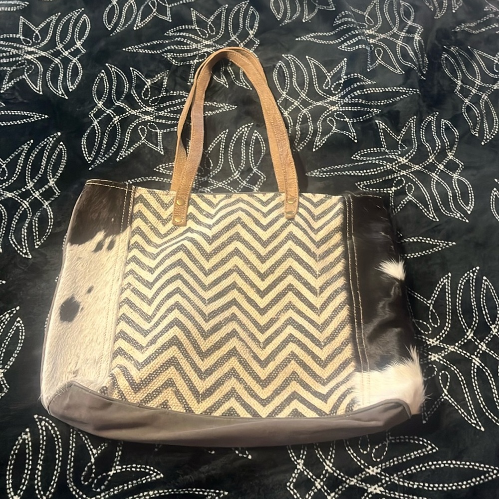 Myra tote bag